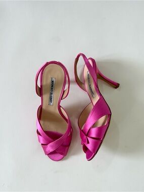 Manolo Blahnik Pink Satin Slingback Heels